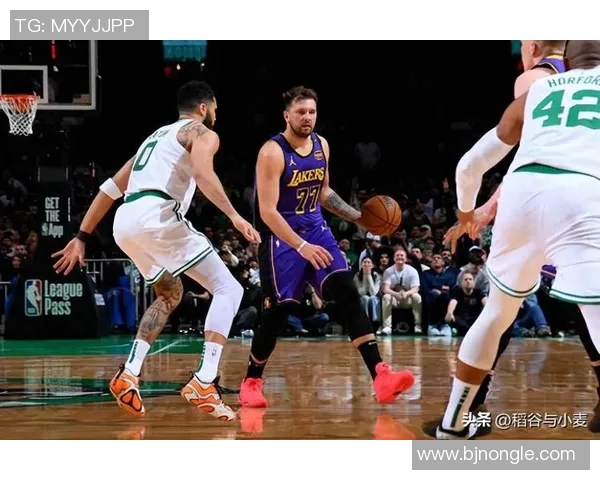 湖人东契奇依赖症:进攻体系单一化暴露防守漏洞与阵容深度隐忧 湖人东契奇依赖症:进攻体系单一化暴露防守漏洞与阵容深度隐忧